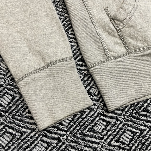 American Eagle Outfitters Classic Fit 1977 Logo Hoodie Men size S - Picture 8 of 10